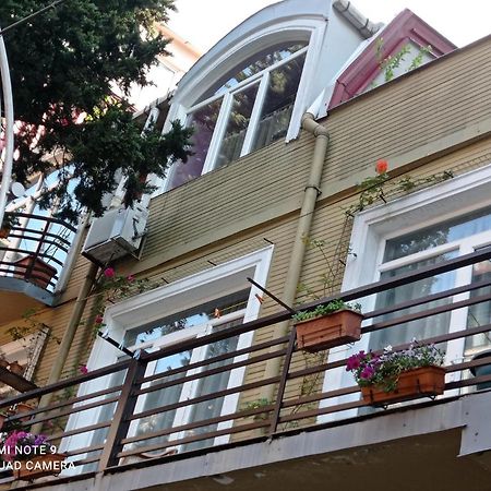 Guesthouse Melikishvili 57 Batoemi Buitenkant foto
