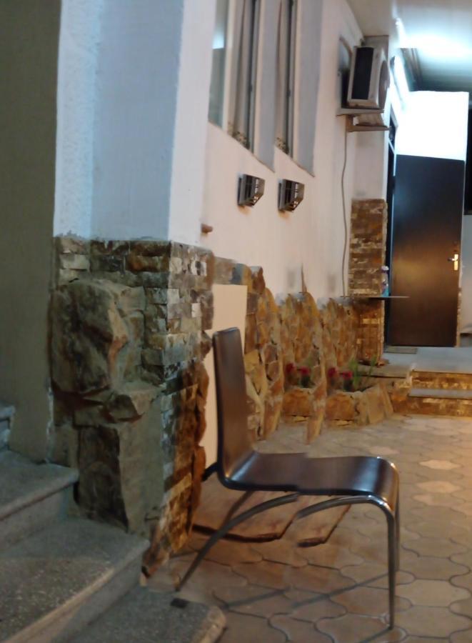Guesthouse Melikishvili 57 Batoemi Buitenkant foto