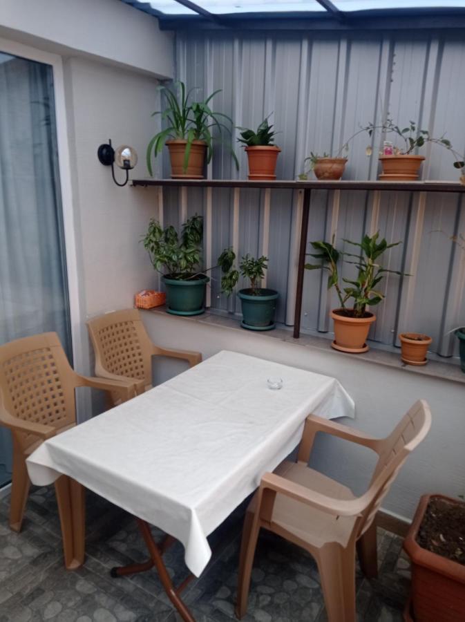 Guesthouse Melikishvili 57 Batoemi Buitenkant foto