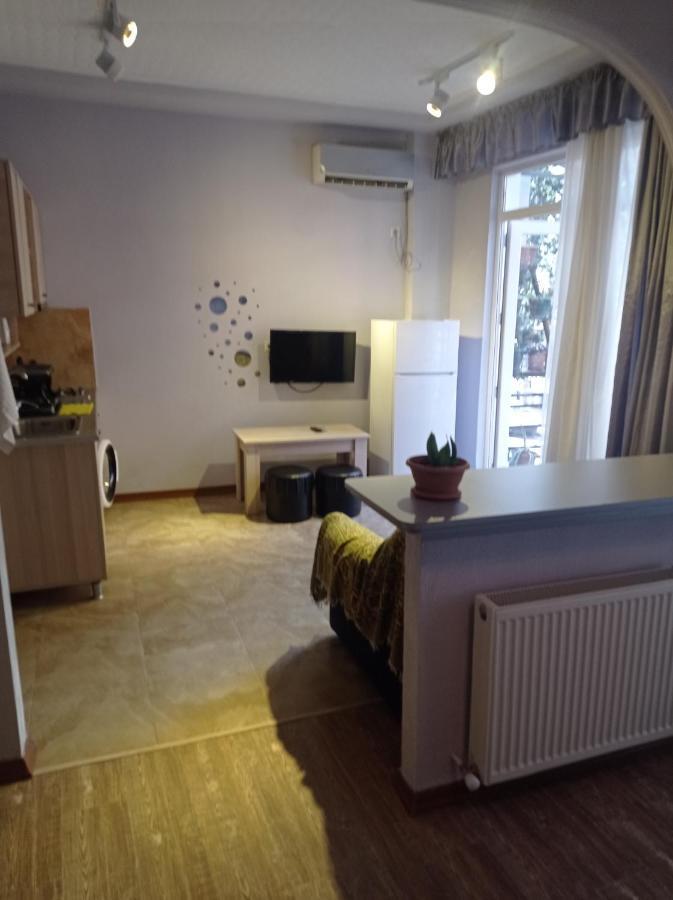 Guesthouse Melikishvili 57 Batoemi Buitenkant foto