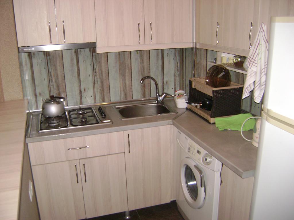 Guesthouse Melikishvili 57 Batoemi Buitenkant foto