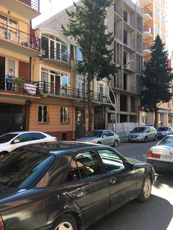 Guesthouse Melikishvili 57 Batoemi Buitenkant foto