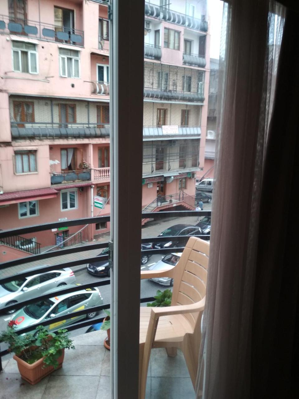 Guesthouse Melikishvili 57 Batoemi Buitenkant foto
